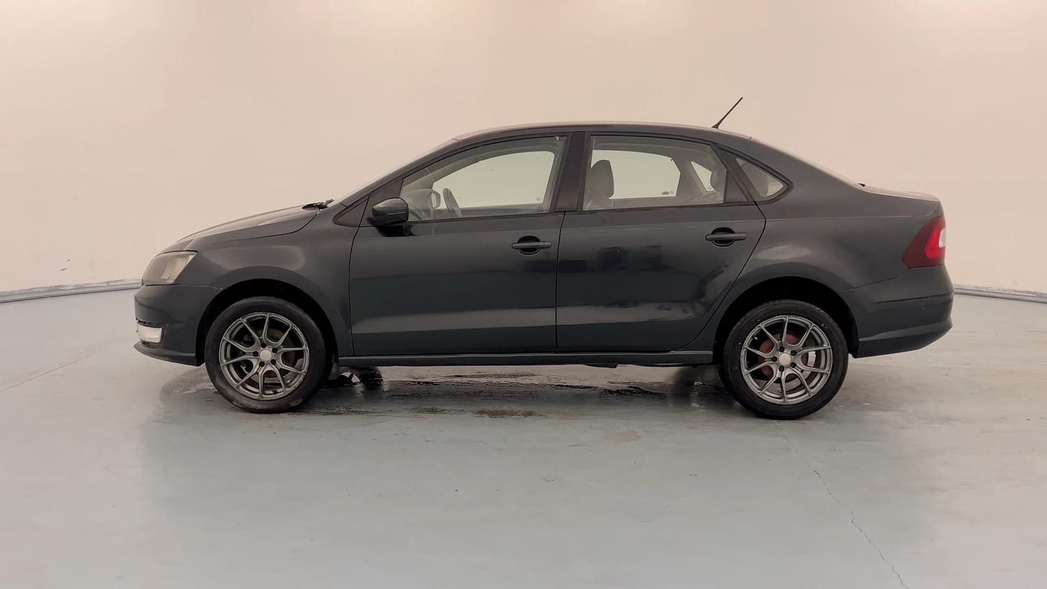 Used 2017 Skoda Rapid Ambition 1.5 TDI Diesel Manual exterior LEFT SIDE VIEW