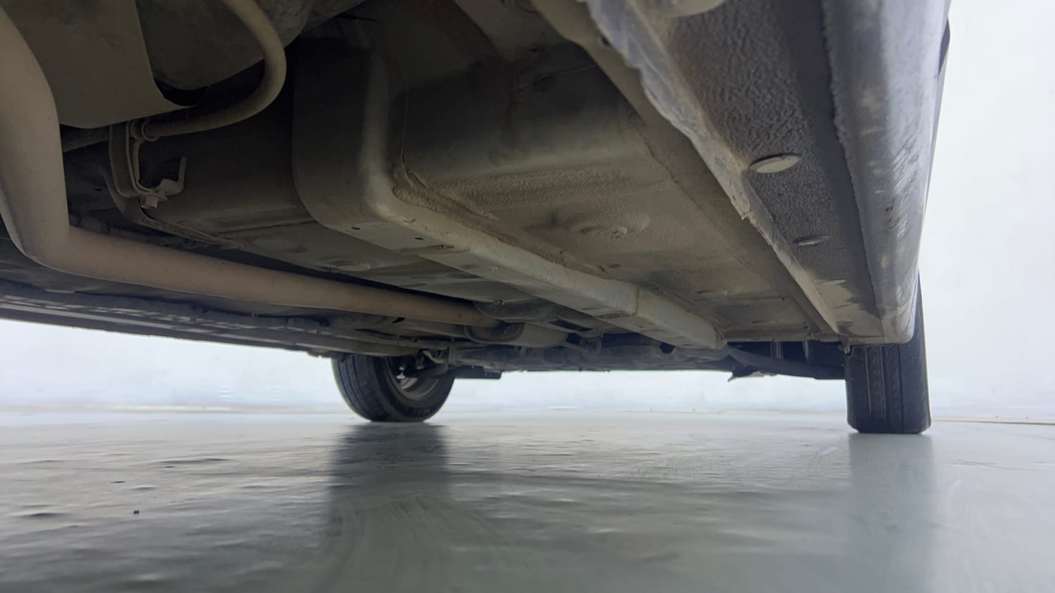 Used 2017 Hyundai Grand i10 Asta AT 1.2 Kappa VTVT (O) Petrol Automatic extra REAR RIGHT UNDERBODY VIEW