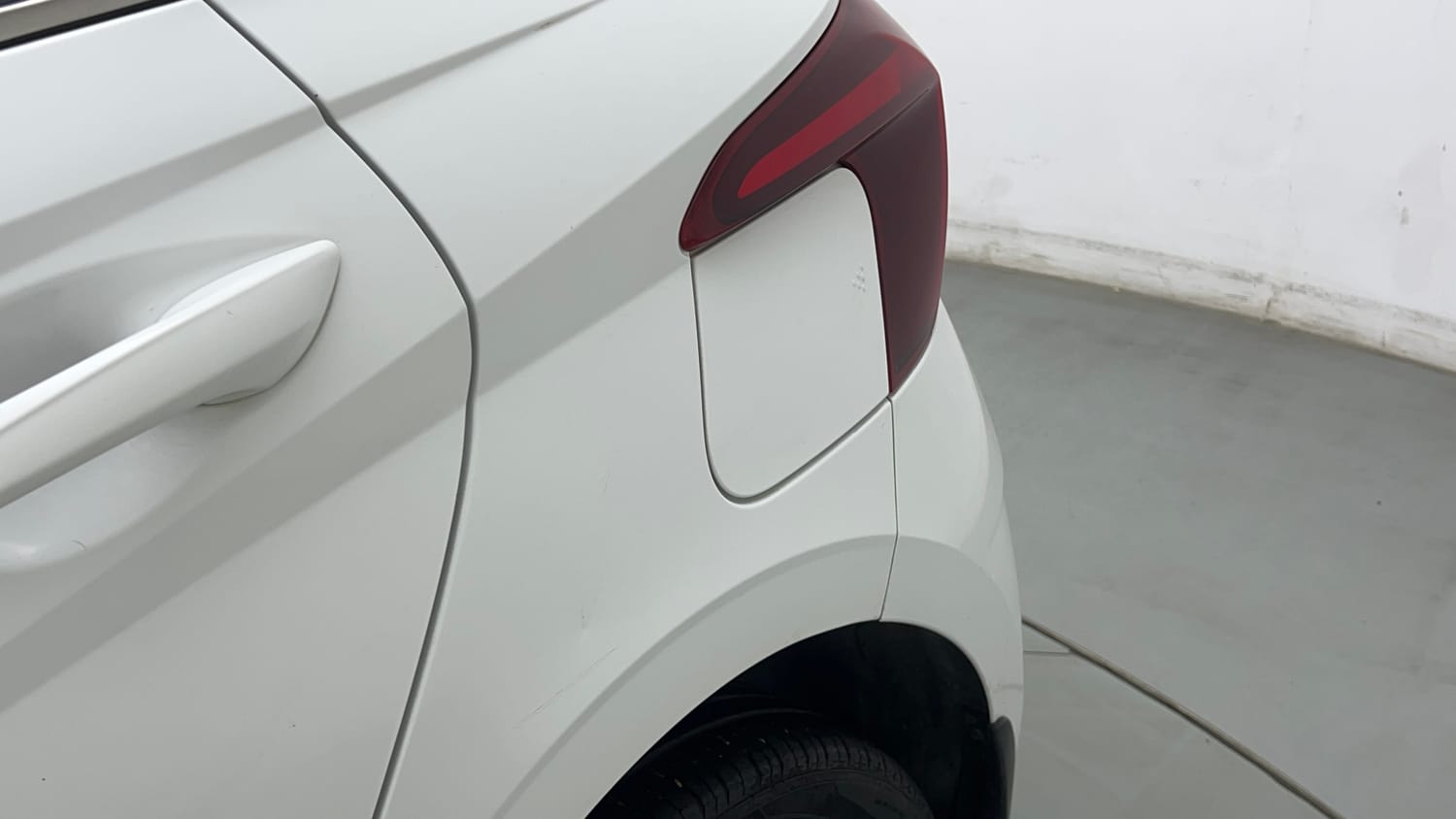 Used 2023 Hyundai i20 Sportz 1.2 IVT Petrol Automatic dents MINOR SCRATCH