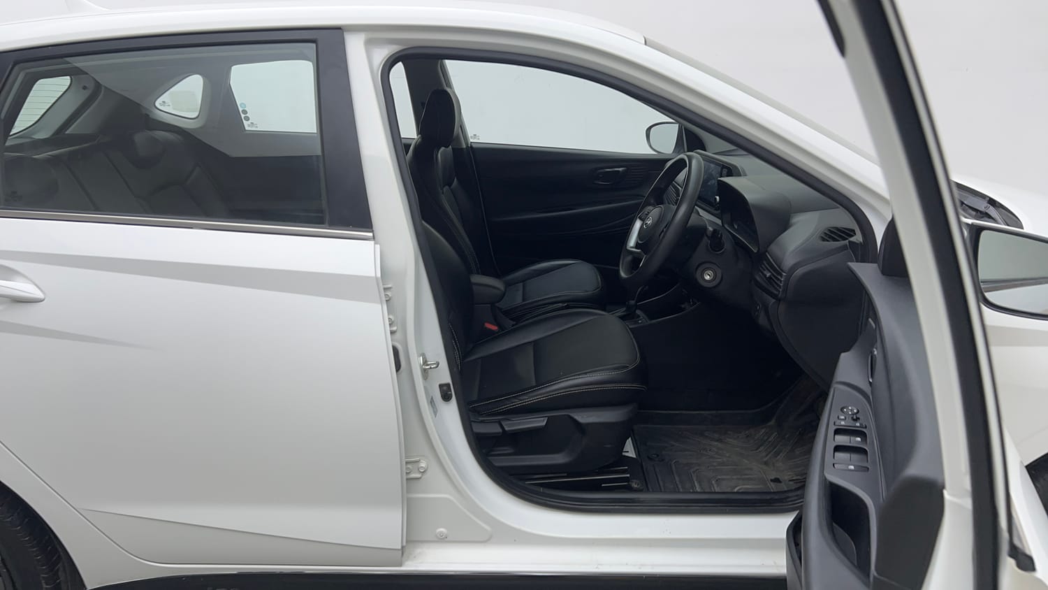 Used 2023 Hyundai i20 Sportz 1.2 IVT Petrol Automatic interior RIGHT SIDE FRONT DOOR CABIN VIEW