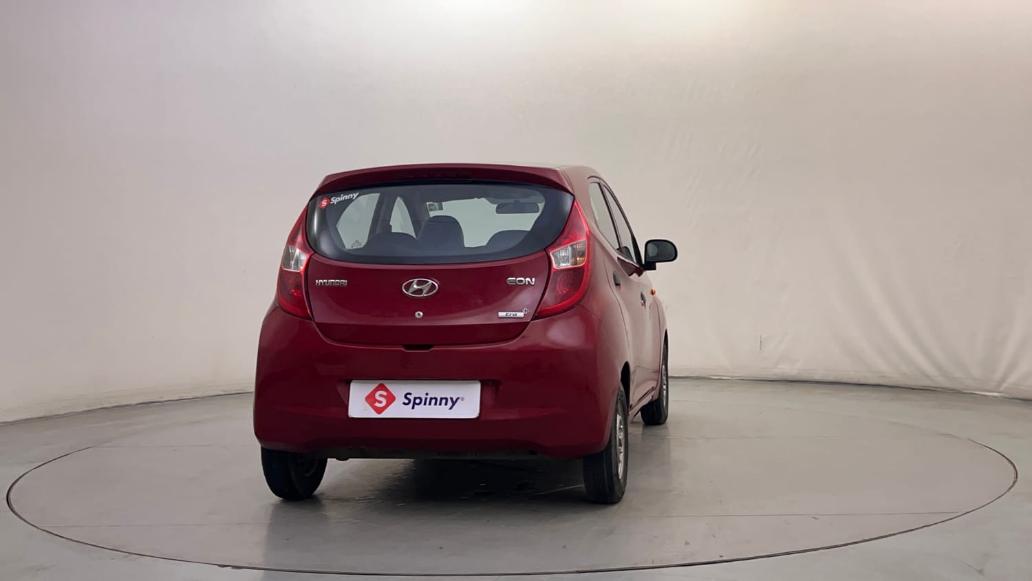 Used 2016 Hyundai Eon Era Petrol Manual exterior RIGHT REAR CORNER VIEW