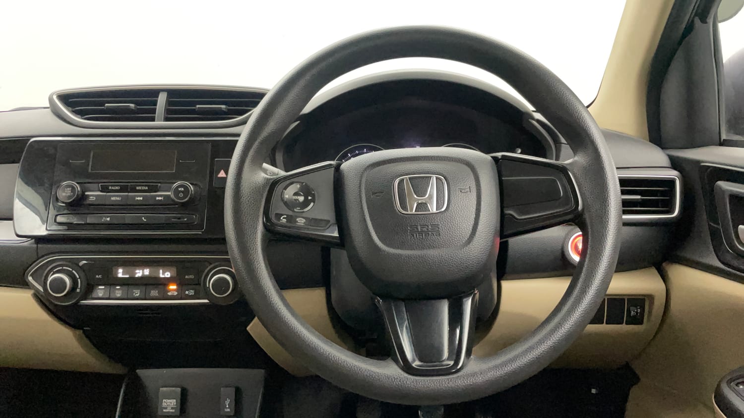 Used 2018 Honda Amaze 1.2 V MT Petrol Petrol Manual interior STEERING VIEW