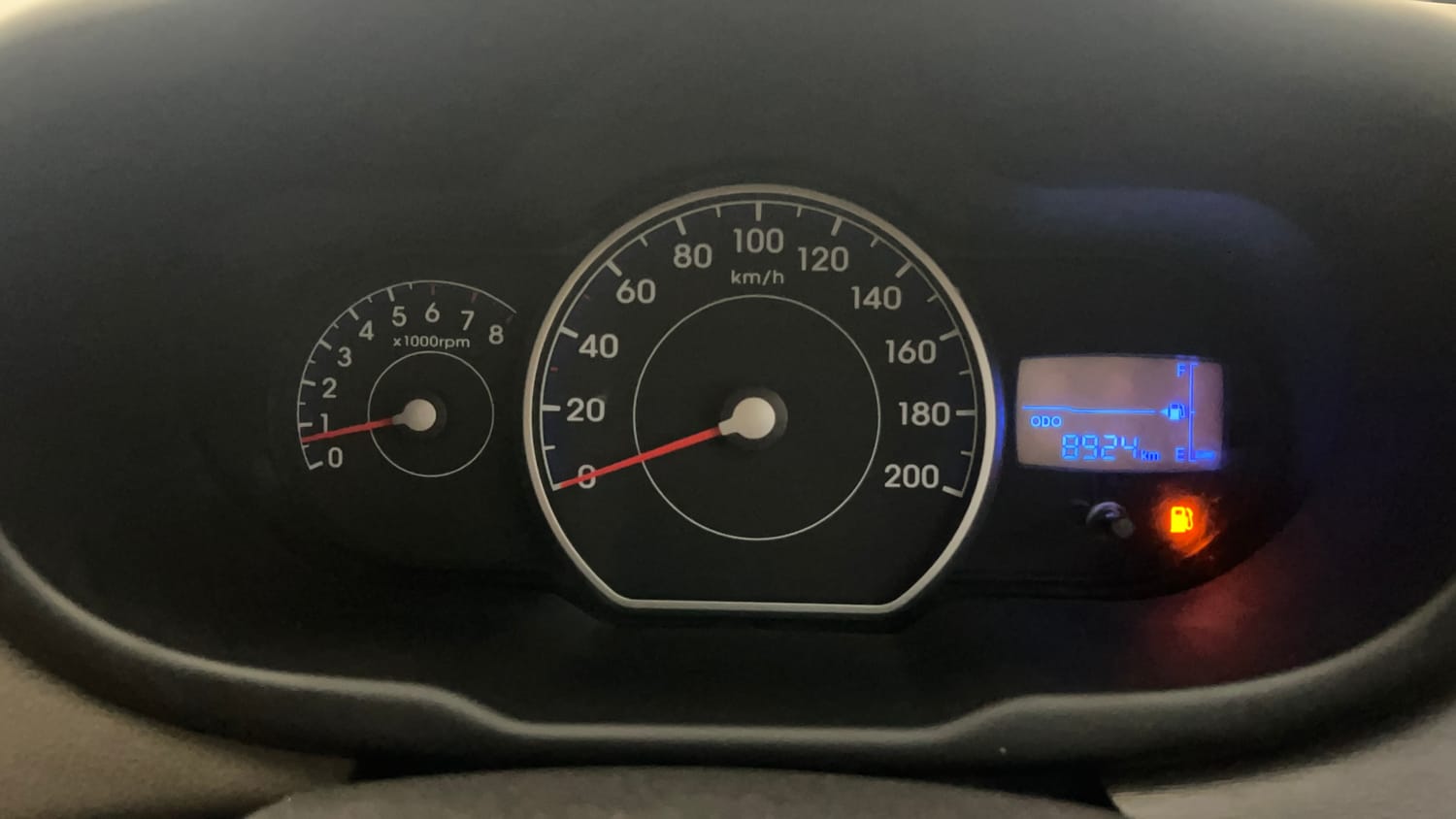 Used 2013 Hyundai i10 Magna 1.1 iRDE2 Petrol Manual interior CLUSTERMETER VIEW