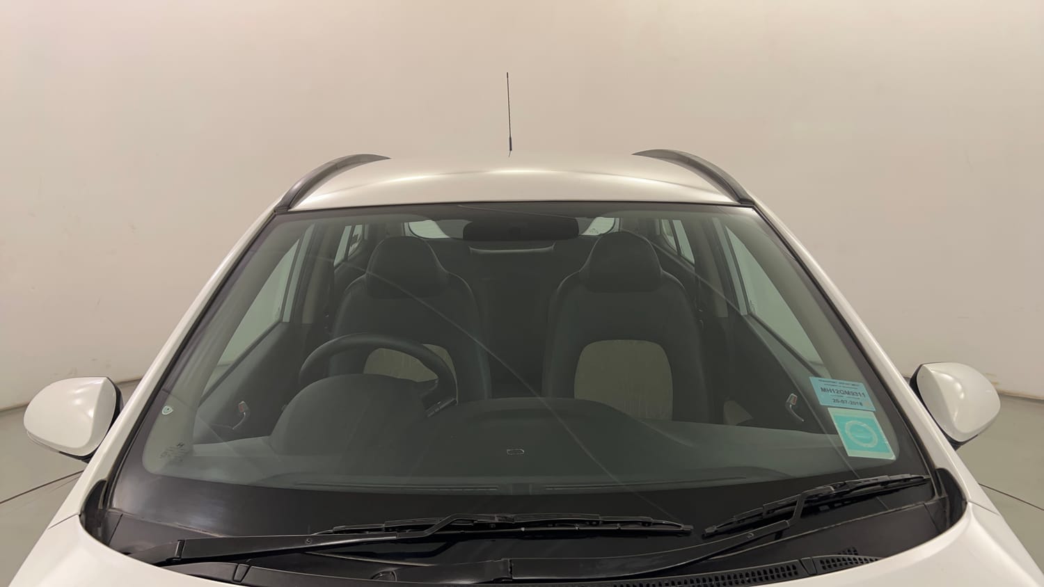Used 2018 Hyundai Grand i10 Sportz AT 1.2 Kappa VTVT Petrol Automatic exterior FRONT WINDSHIELD VIEW