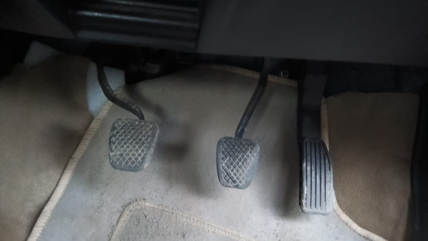 Used 2015 Honda City V Petrol Manual interior PEDALS VIEW