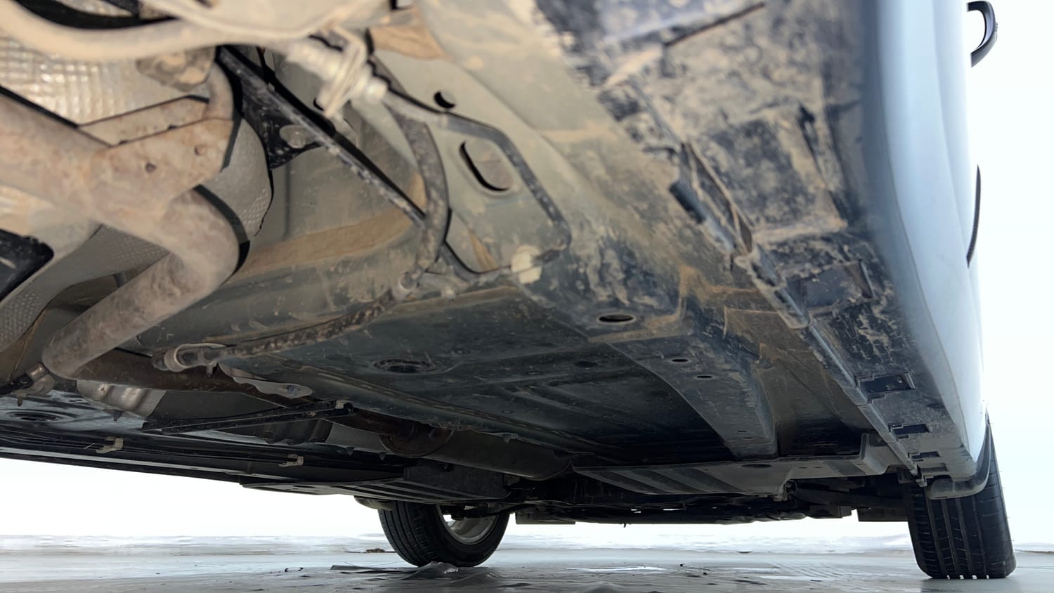 Used 2023 Maruti Suzuki Baleno Zeta MT Petrol Manual extra REAR RIGHT UNDERBODY VIEW