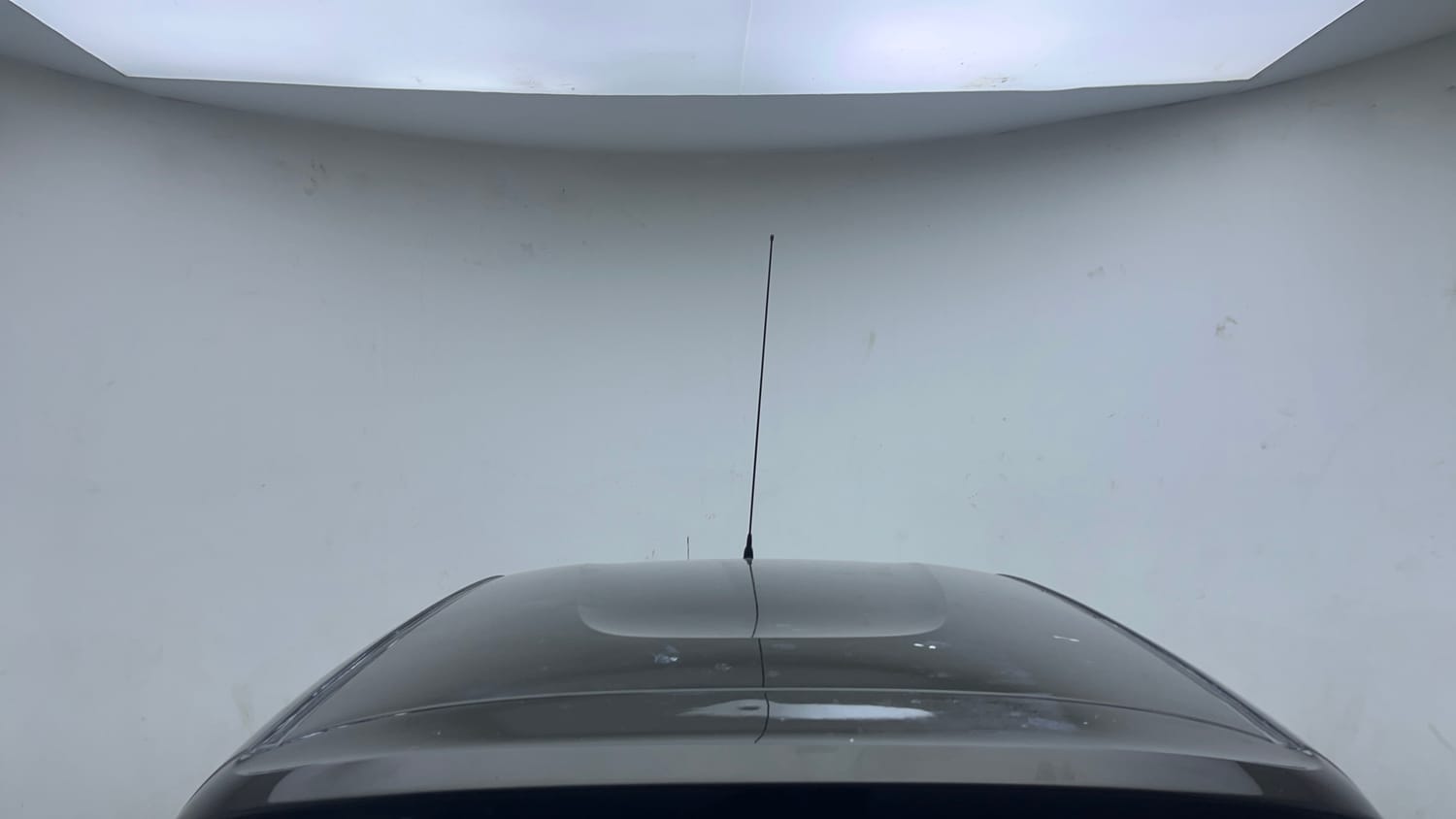 Used 2018 Renault Kwid 1.0 RXT Petrol Manual exterior EXTERIOR ROOF VIEW