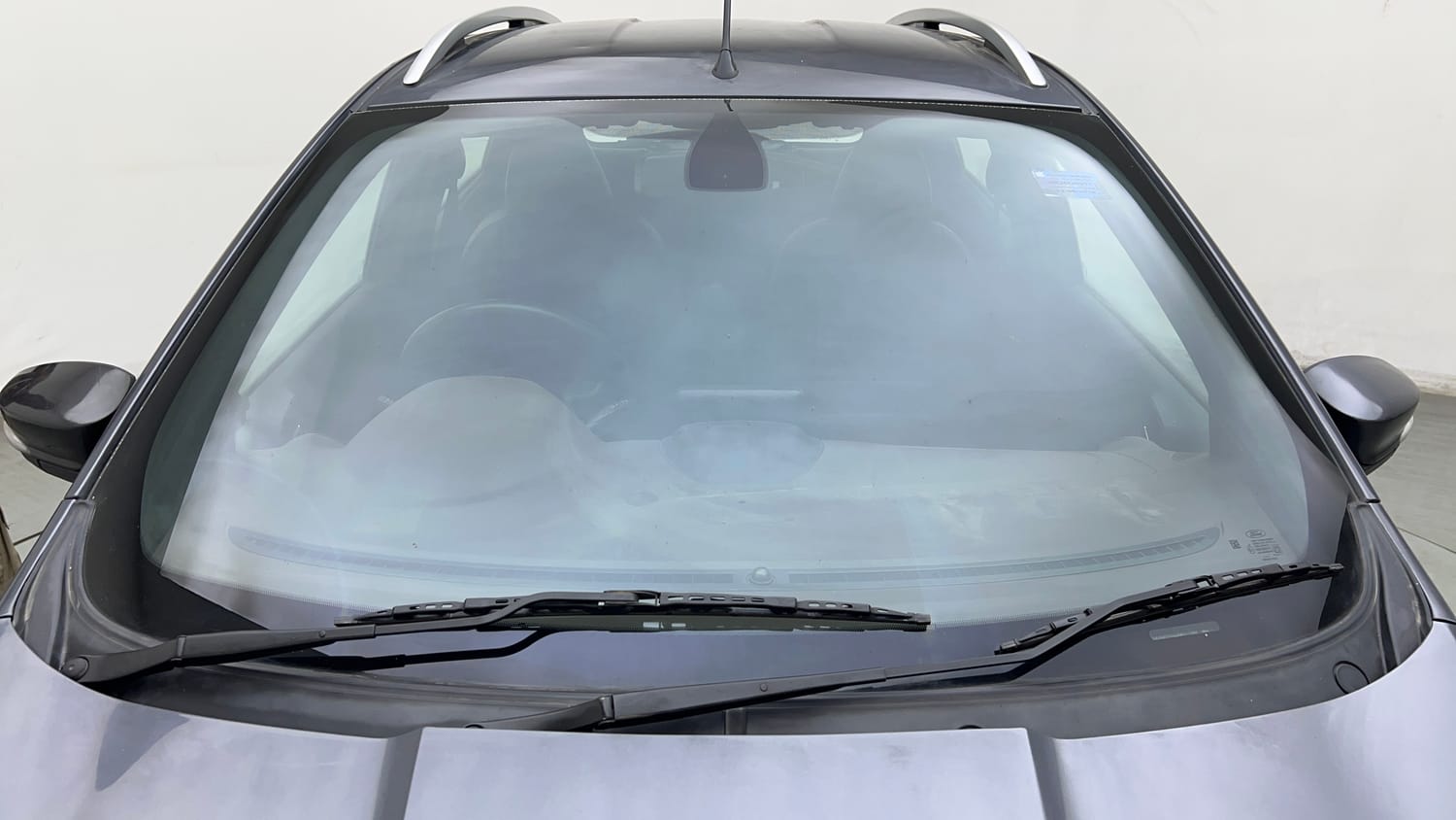 Used 2018 Ford Freestyle Titanium Plus 1.2 Ti-VCT Petrol Manual exterior FRONT WINDSHIELD VIEW