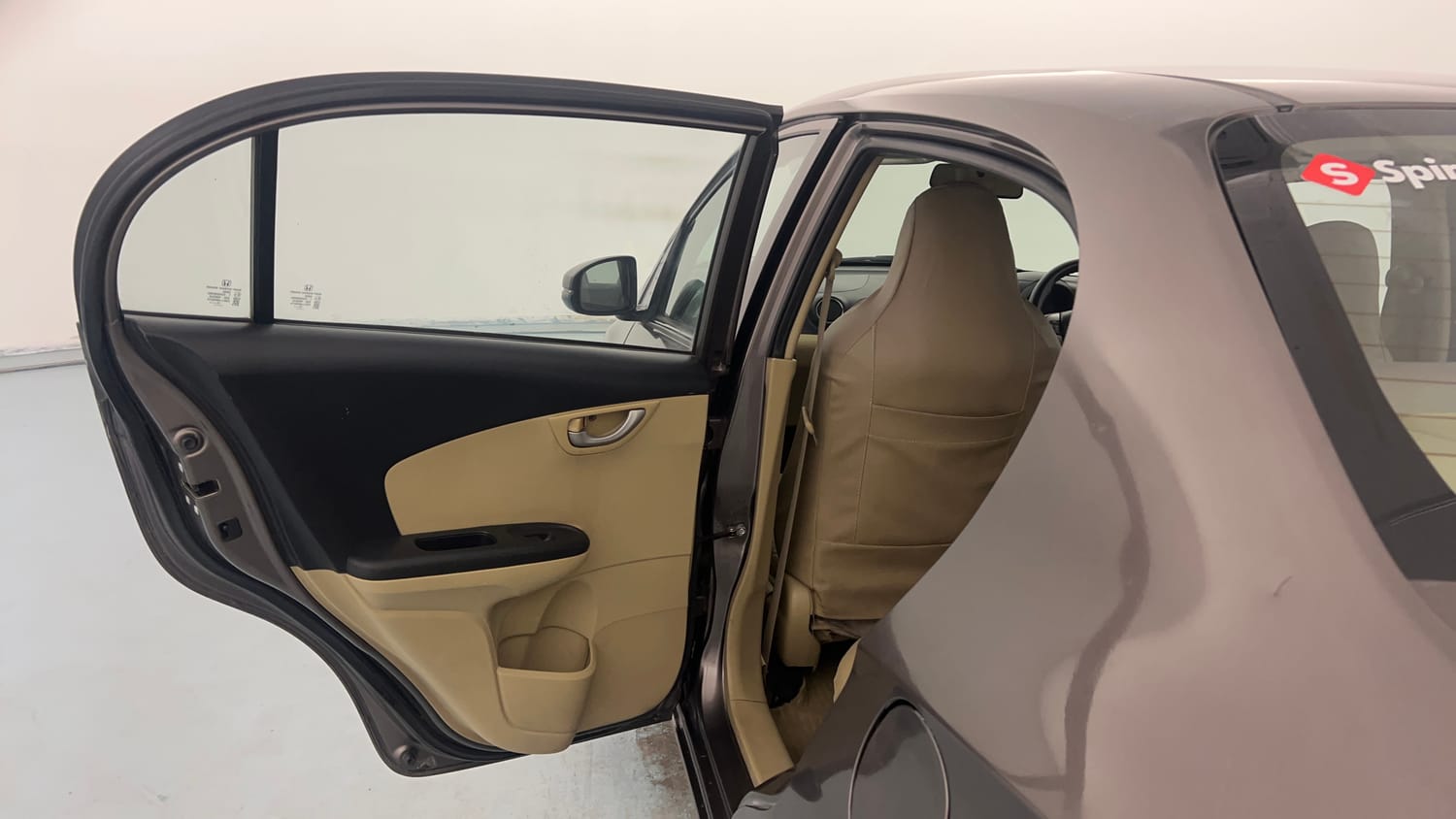 Used 2016 Honda Amaze 1.2 VX i-VTEC Petrol Manual interior LEFT REAR DOOR OPEN VIEW