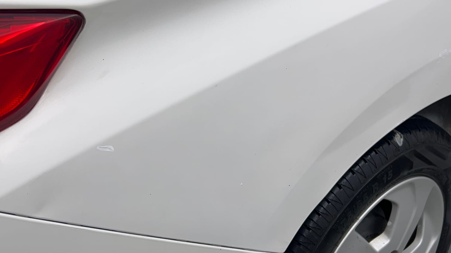 Used 2017 Honda City V Petrol Manual dents MINOR DENT