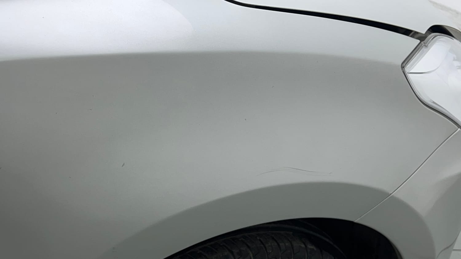 Used 2022 Maruti Suzuki Swift VXi AMT Petrol Automatic dents MINOR DENT