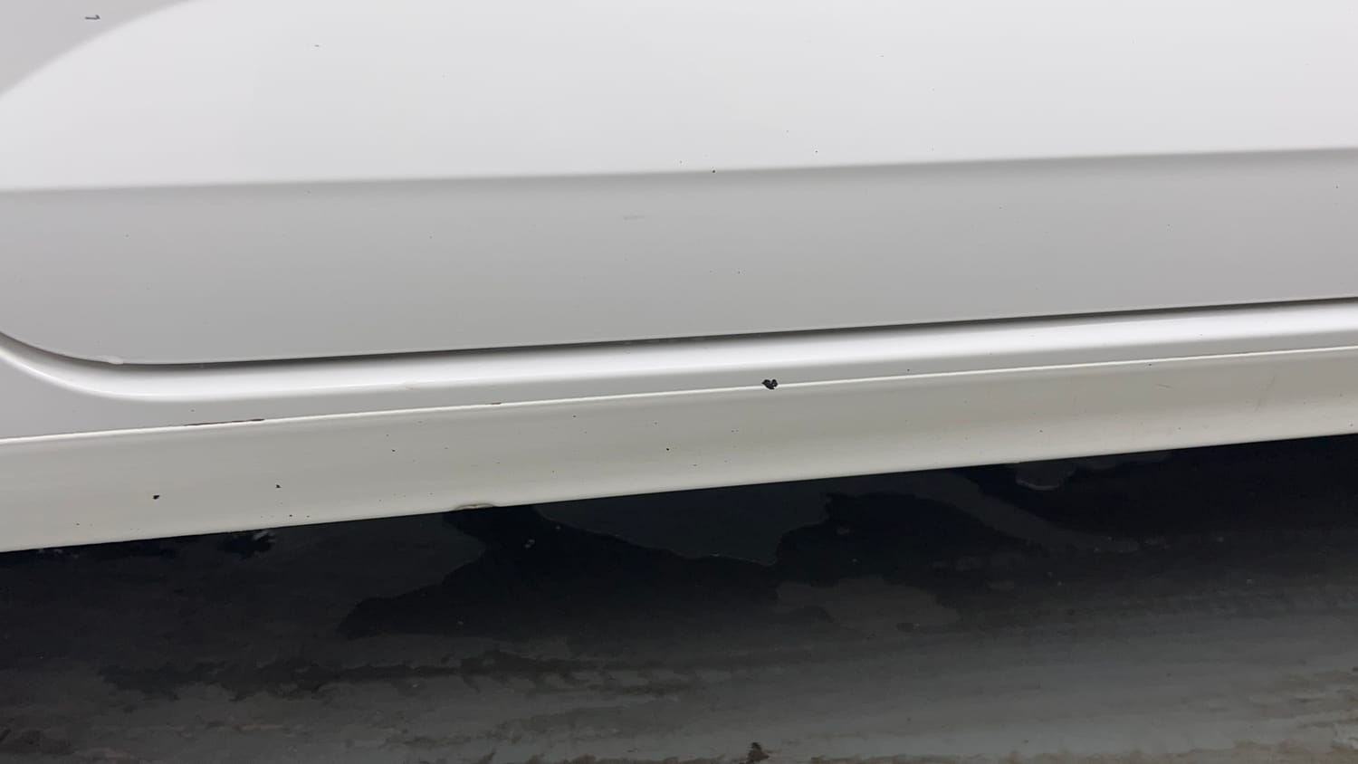 Used 2024 Volkswagen Virtus Topline 1.0 TSI AT Petrol Automatic dents MINOR DENT