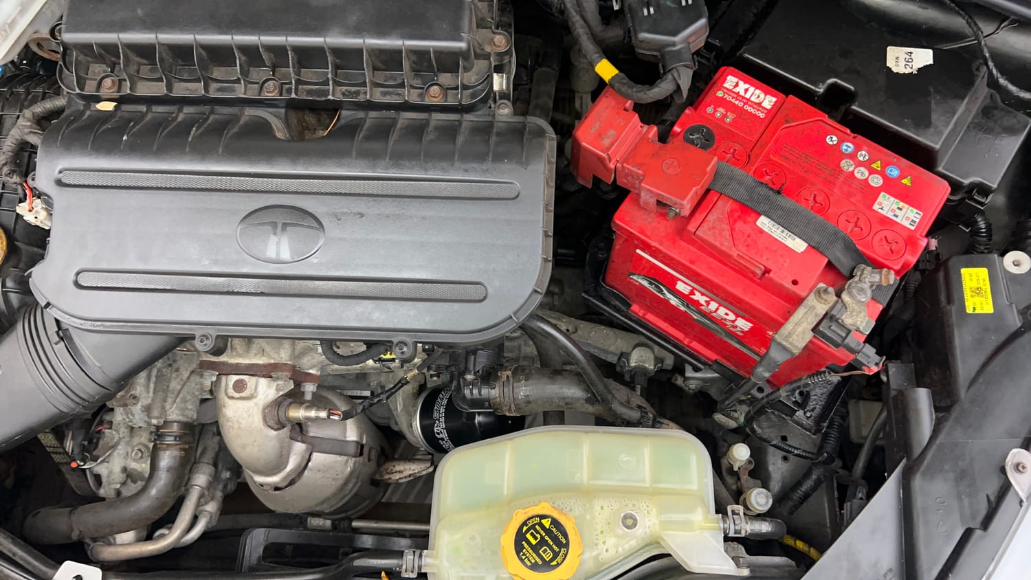 Used 2024 Tata Tiago XT Petrol Manual engine ENGINE LEFT SIDE VIEW