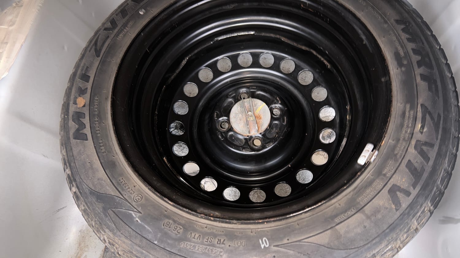 Used 2017 Honda City V Petrol Manual tyres SPARE TYRE VIEW