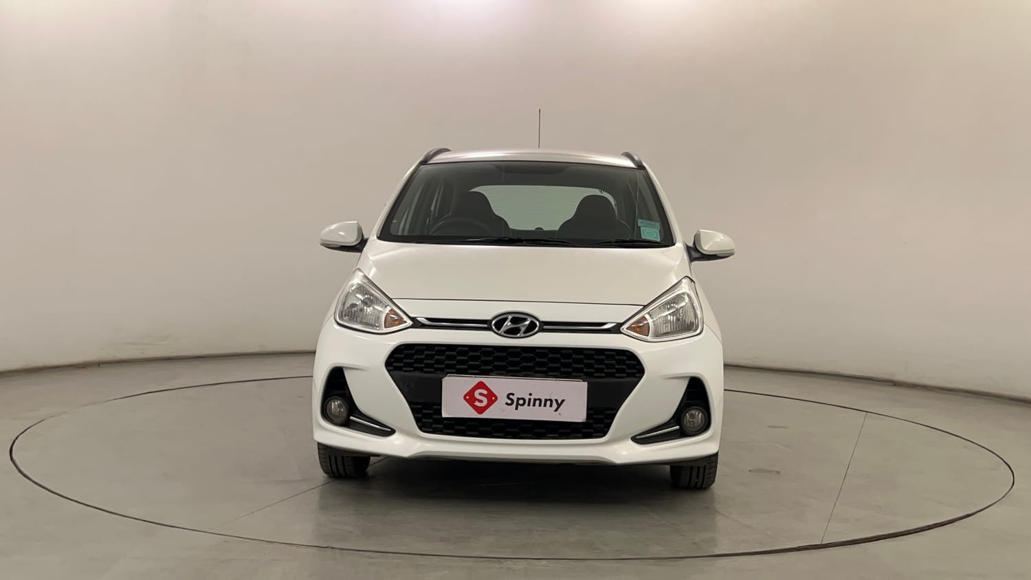 Used 2018 Hyundai Grand i10 Sportz AT 1.2 Kappa VTVT Petrol Automatic exterior FRONT VIEW
