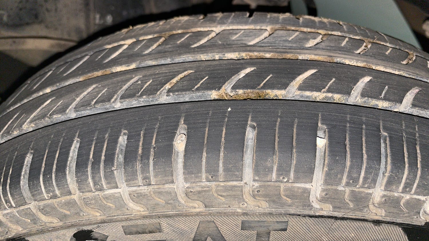 Used 2017 Maruti Suzuki Alto 800 LXi Petrol Manual tyres LEFT REAR TYRE TREAD VIEW