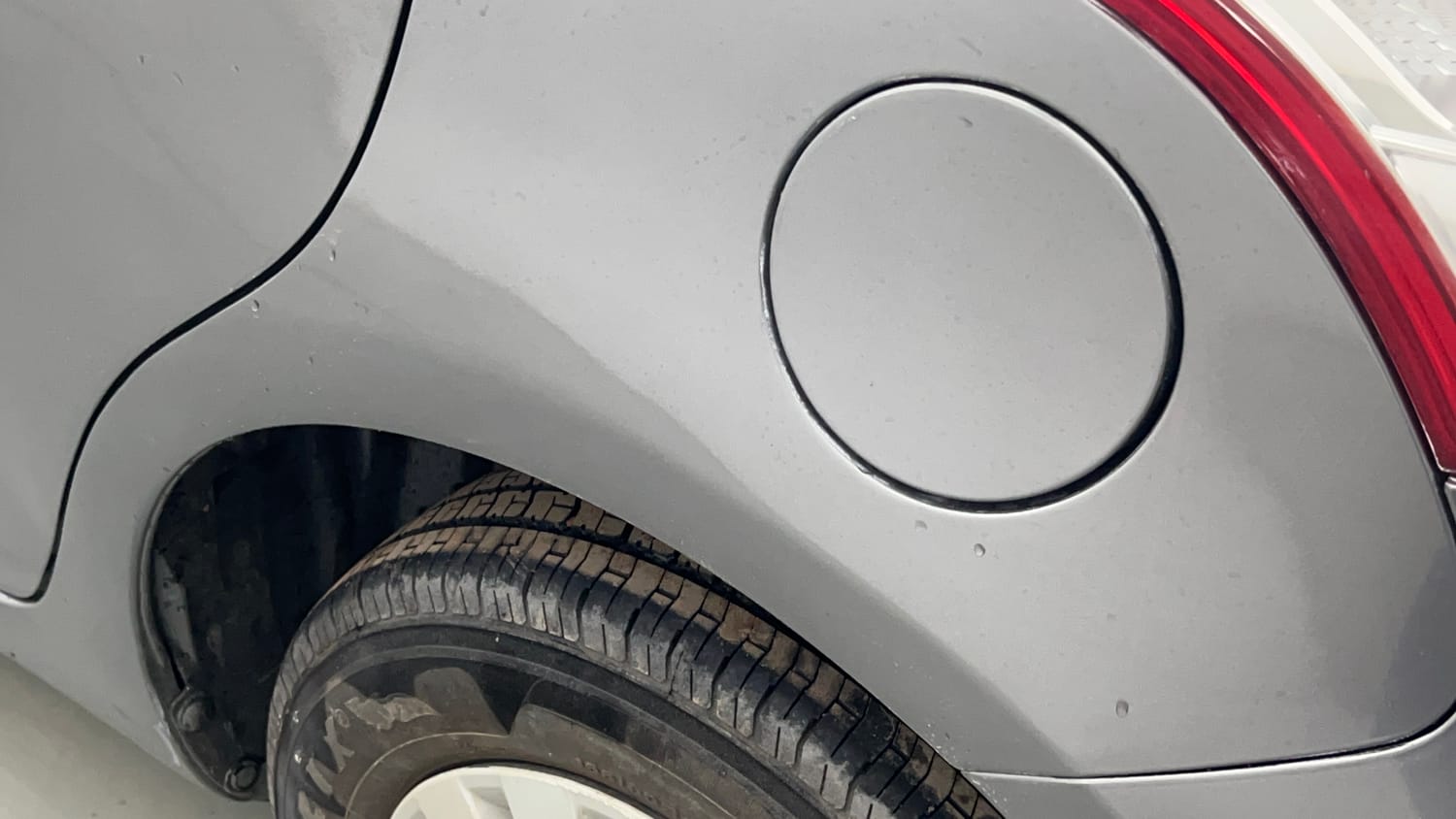 Used 2015 Maruti Suzuki Swift VXi Petrol Manual dents MINOR DENT