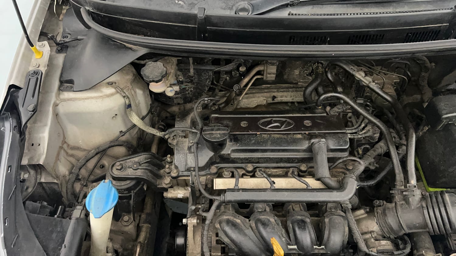 Used 2014 Hyundai Elite i20 Sportz 1.2 Petrol Manual engine ENGINE RIGHT SIDE VIEW