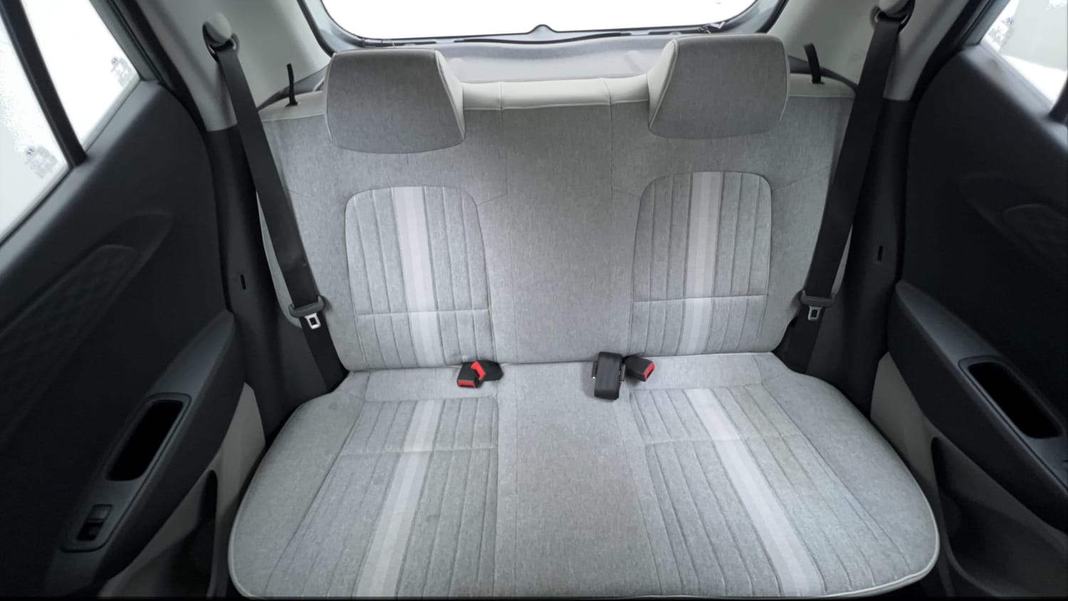 Used 2020 Hyundai Grand i10 Nios Sportz AMT 1.2 Kappa VTVT Petrol Automatic interior REAR SEAT CONDITION VIEW