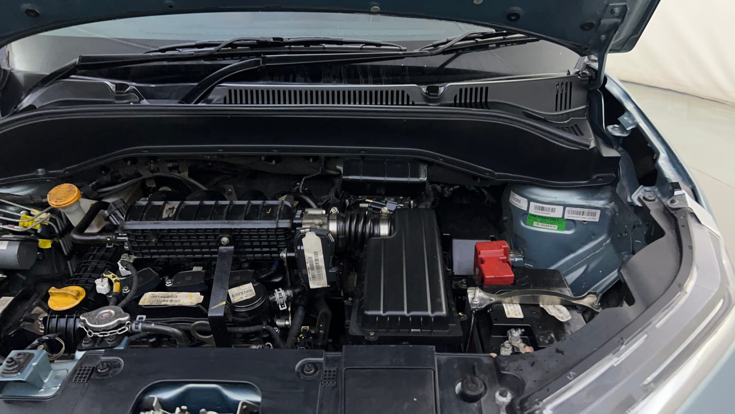 Used 2024 Tata Punch Creative Dual Tone AMT Petrol Automatic engine ENGINE LEFT SIDE HINGE & APRON VIEW
