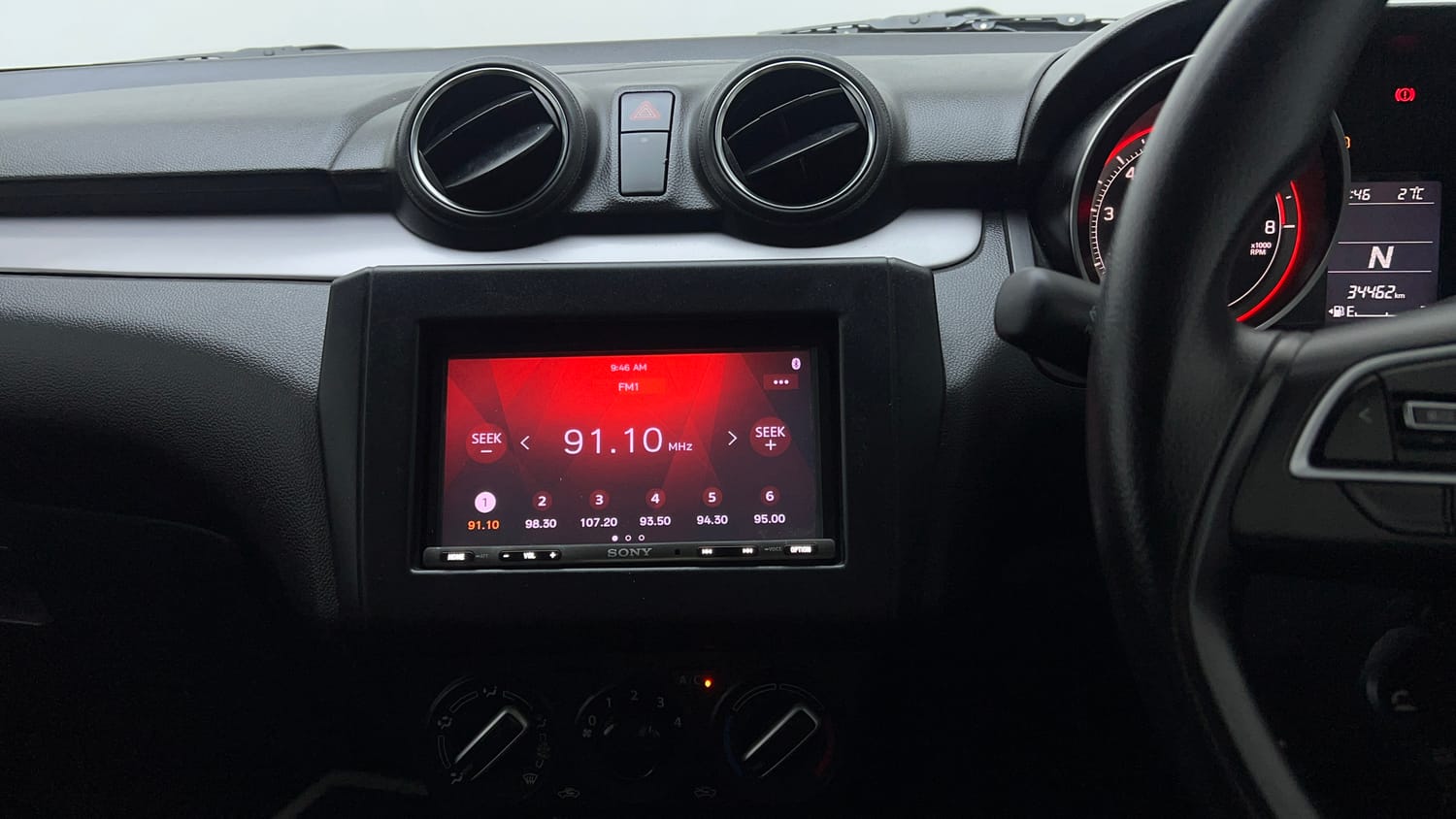 Used 2022 Maruti Suzuki Swift VXi AMT Petrol Automatic top_features Integrated (in-dash) music system