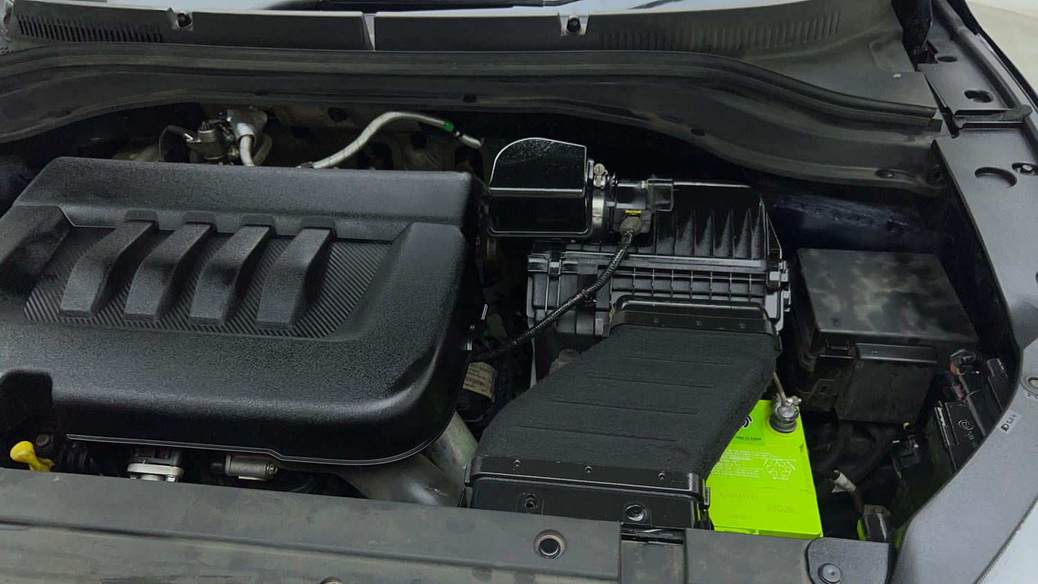 Used 2021 Mahindra XUV700 AX 7 Diesel AT Luxury Pack 7 STR Diesel Automatic engine ENGINE LEFT SIDE VIEW