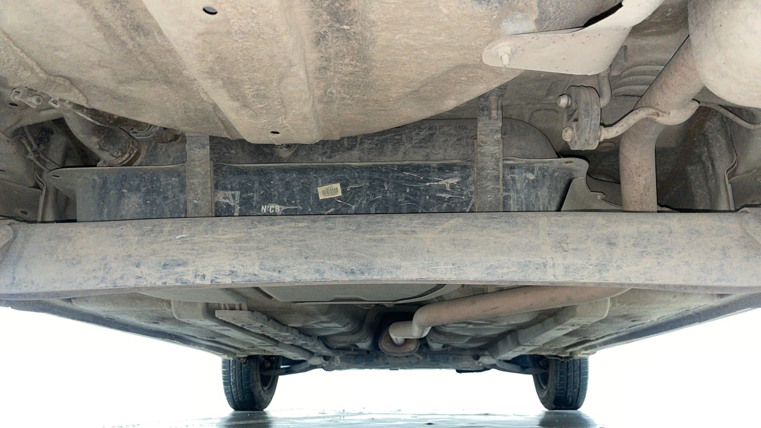 Used 2018 Hyundai Grand i10 Sportz 1.2 Kappa VTVT Petrol Manual extra REAR UNDERBODY VIEW (TAKEN FROM REAR)