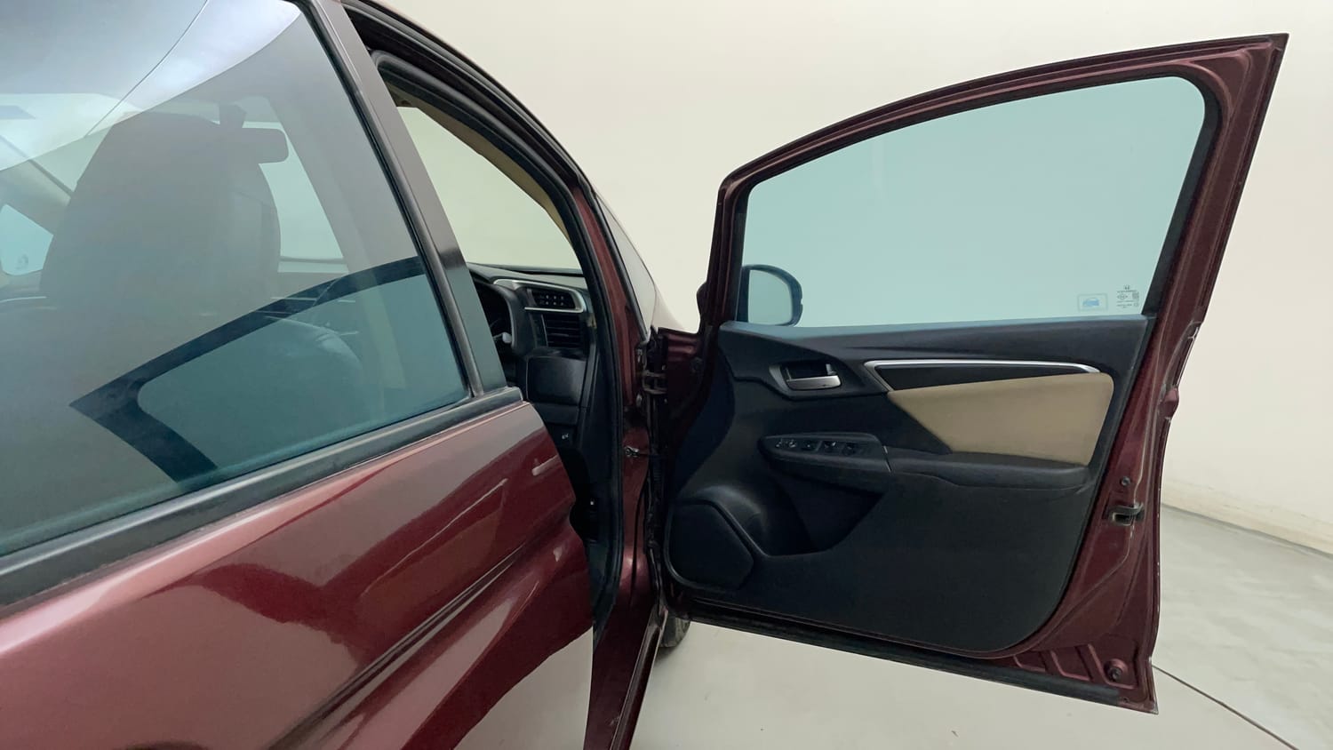 Used 2018 Honda Jazz V AT Petrol Petrol Automatic interior RIGHT FRONT DOOR OPEN VIEW