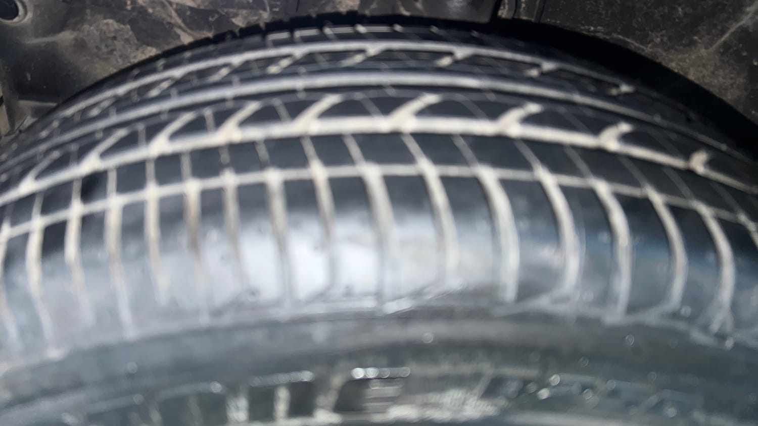 Used 2019 Honda City V Petrol Petrol Manual tyres LEFT FRONT TYRE TREAD VIEW