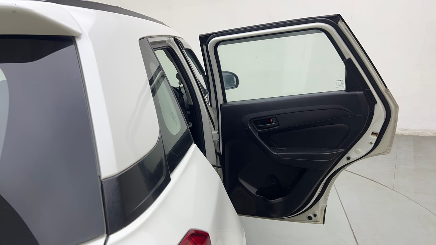 Used 2018 maruti-suzuki Vitara Brezza VDi AGS Diesel Automatic interior RIGHT REAR DOOR OPEN VIEW