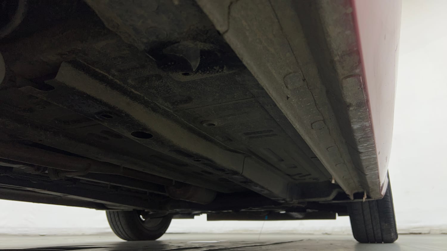 Used 2020 Tata Altroz XZ Petrol Petrol Manual extra REAR RIGHT UNDERBODY VIEW