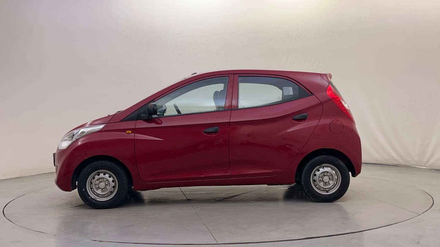 Used 2016 Hyundai Eon Era Petrol Manual exterior LEFT SIDE VIEW