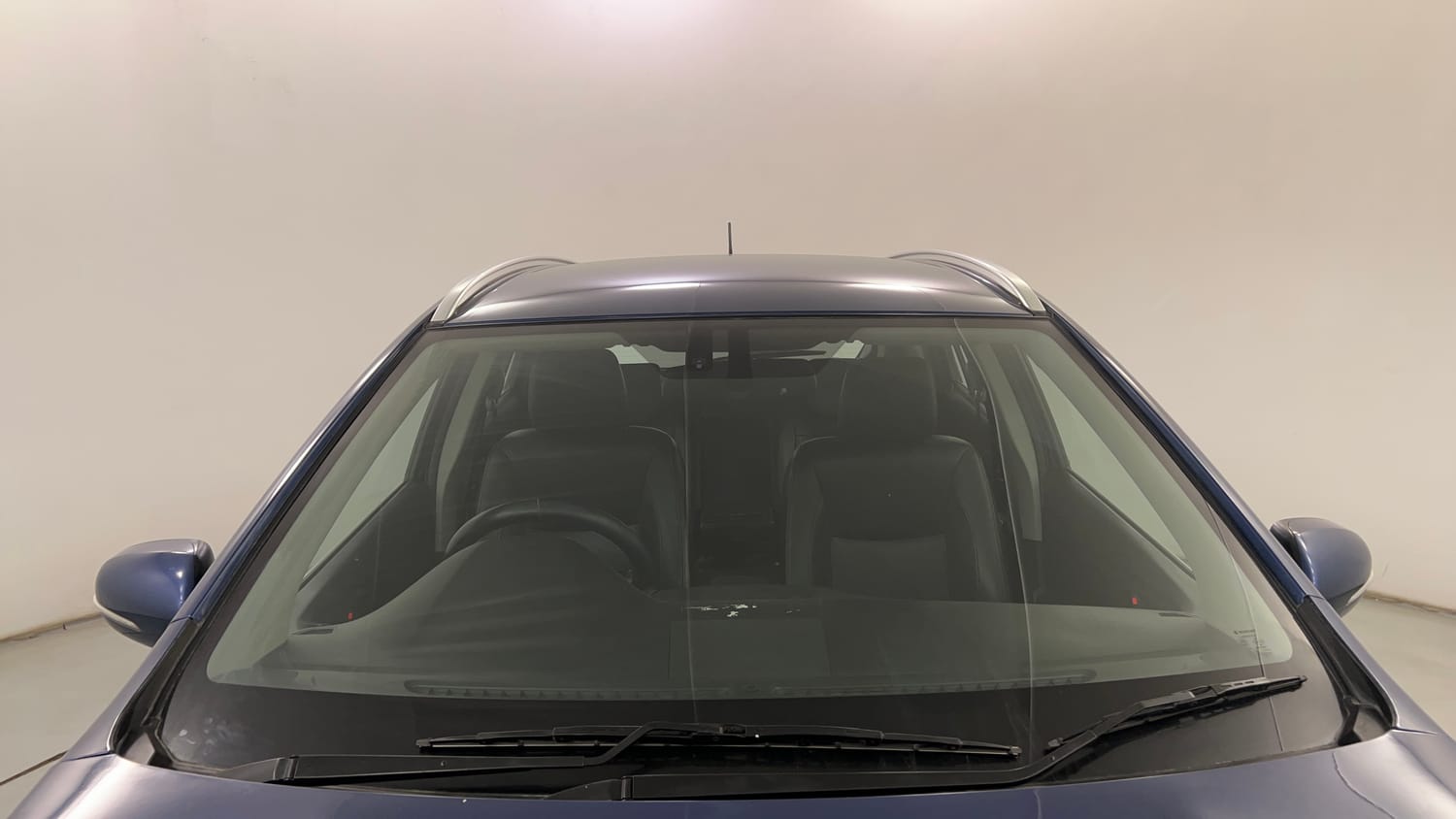 Used 2017 Maruti Suzuki S-Cross Alpha 1.3 Diesel Manual exterior FRONT WINDSHIELD VIEW