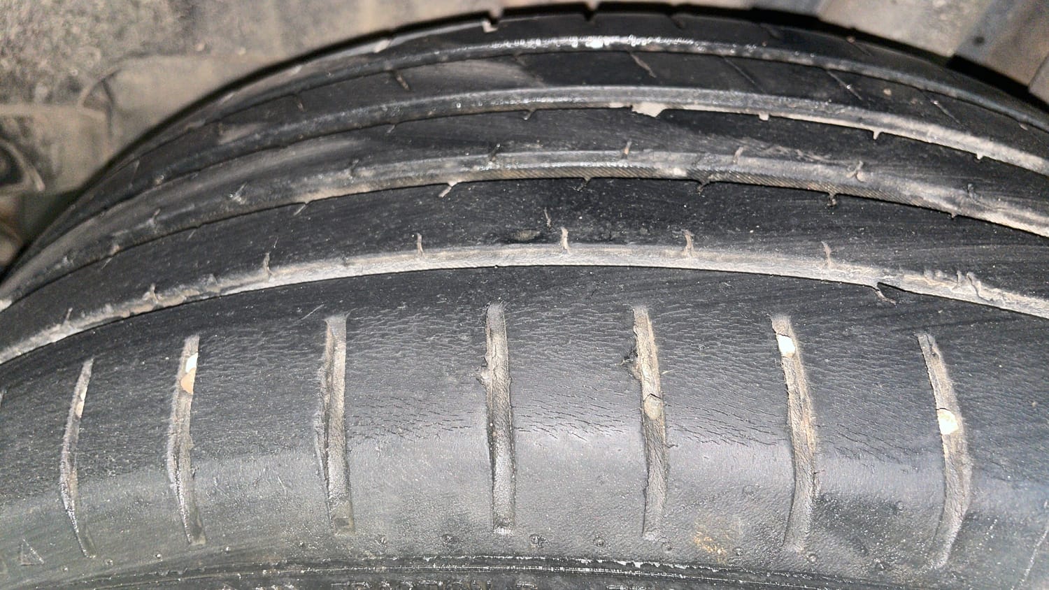 Used 2022 Maruti Suzuki Baleno Alpha AGS Petrol Automatic tyres LEFT REAR TYRE TREAD VIEW