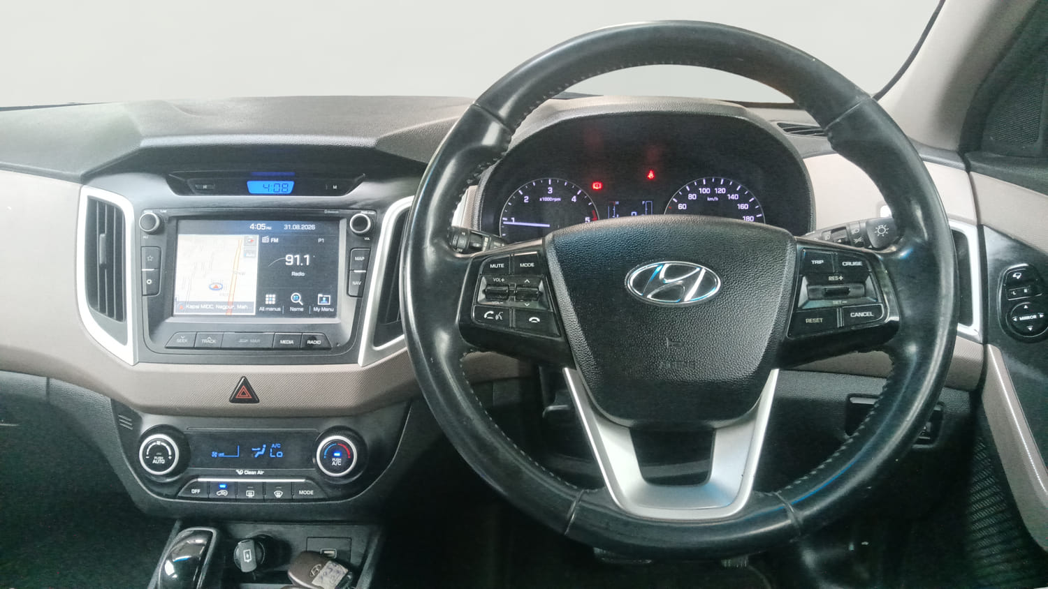 Used 2019 Hyundai Creta SX 1.6 AT CRDi Diesel Automatic interior STEERING VIEW
