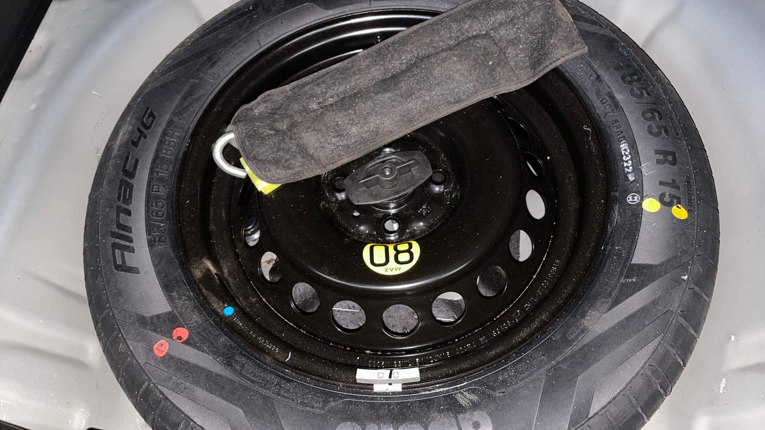 Used 2022 Maruti Suzuki Baleno Alpha AGS Petrol Automatic tyres SPARE TYRE VIEW