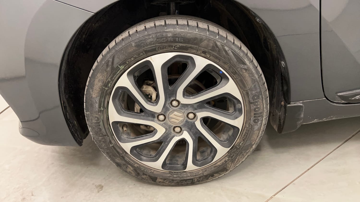 Used 2022 Maruti Suzuki Baleno Alpha MT Petrol Manual tyres LEFT FRONT TYRE RIM VIEW