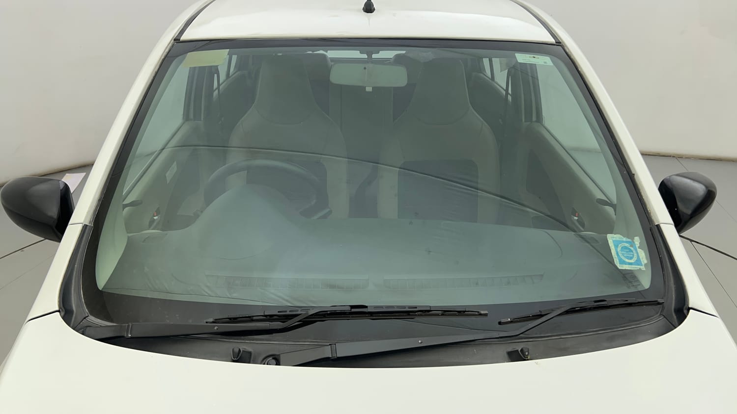 Used 2015 Maruti Suzuki Celerio VXi AMT Petrol Automatic exterior FRONT WINDSHIELD VIEW