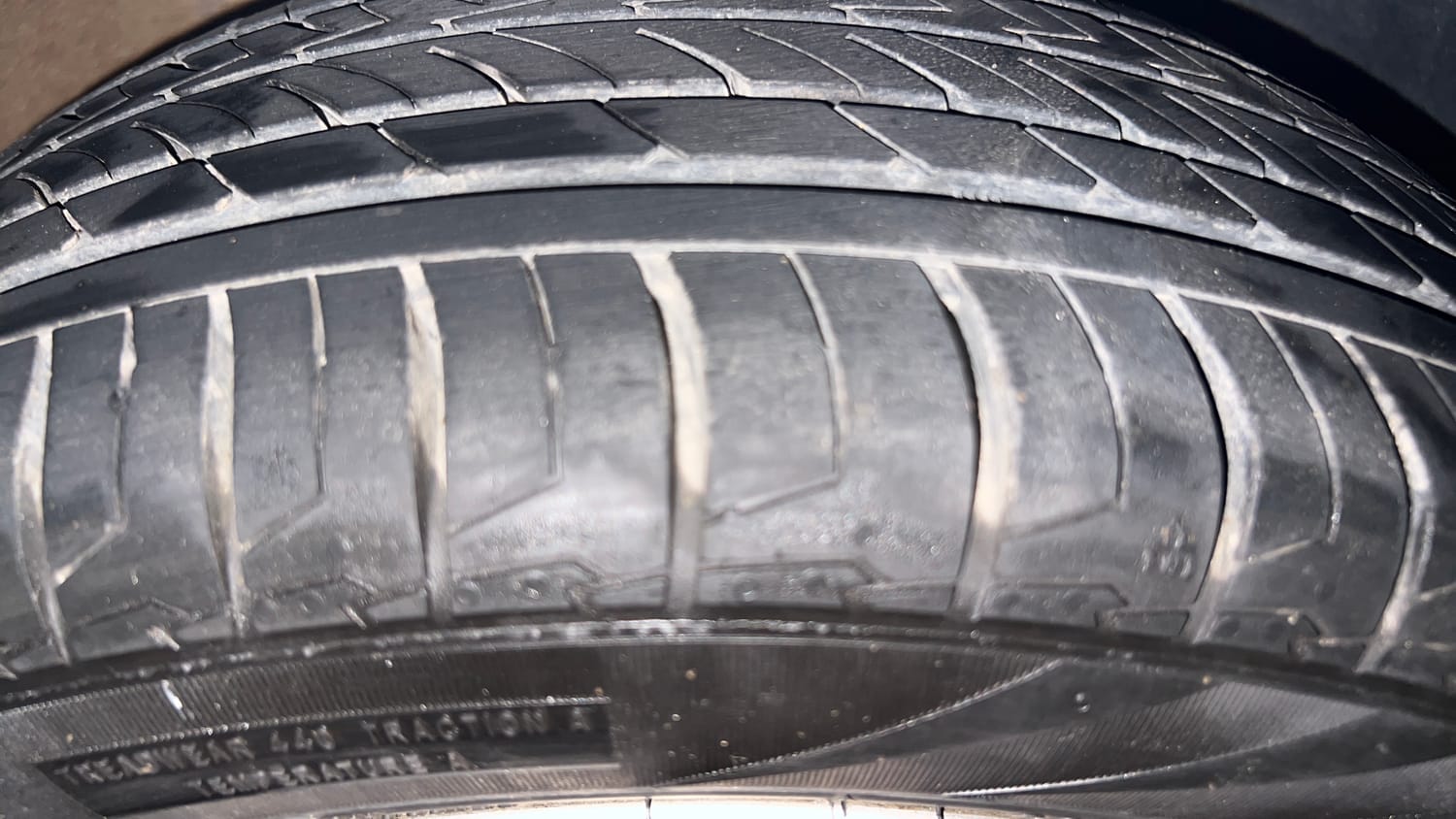 Used 2018 Volkswagen Polo Highline Plus 1.2( P)16 Alloy Petrol Manual tyres RIGHT FRONT TYRE TREAD VIEW