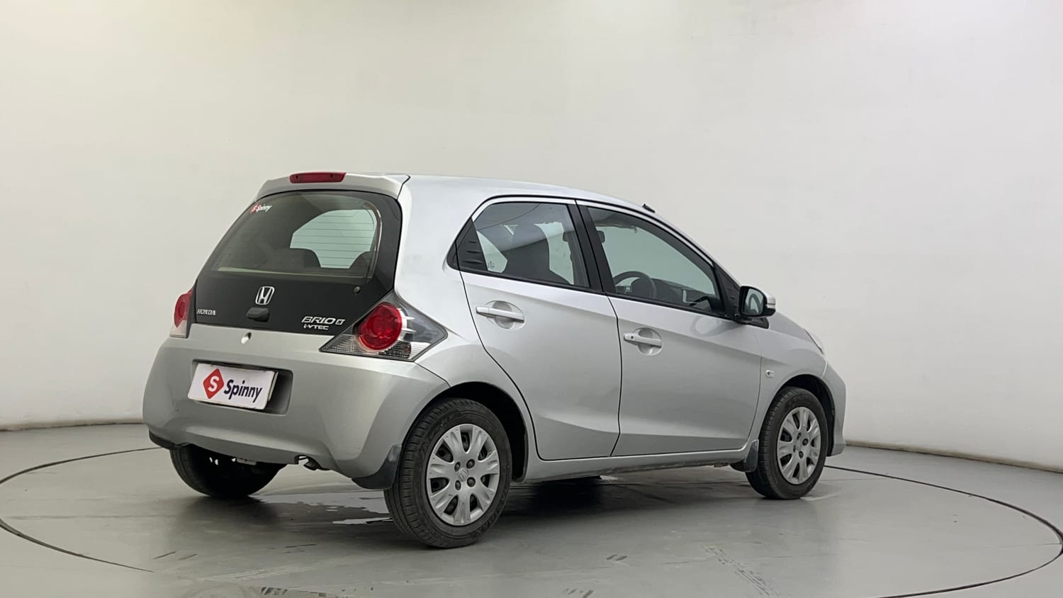 Used 2017 Honda Brio S MT Petrol Manual exterior RIGHT REAR CORNER VIEW