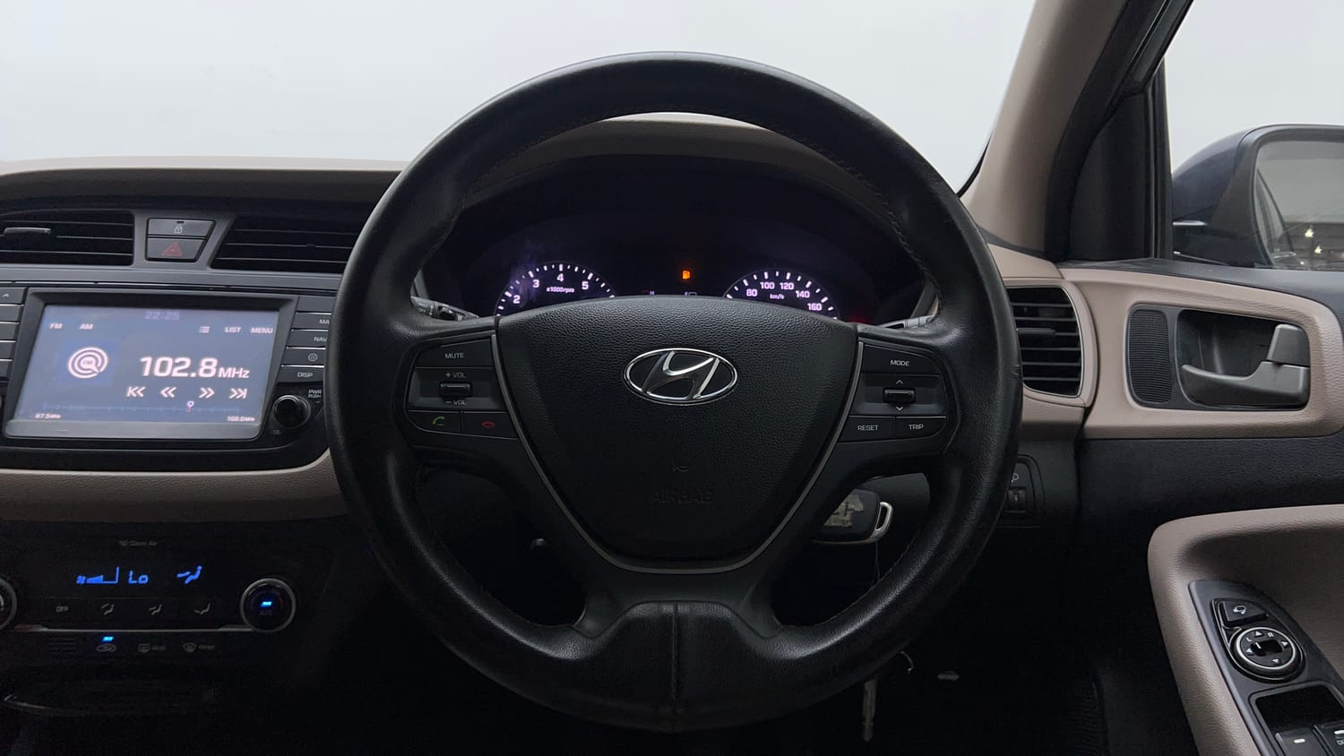 Used 2017 Hyundai Elite i20 Asta 1.2 Petrol Manual interior STEERING VIEW