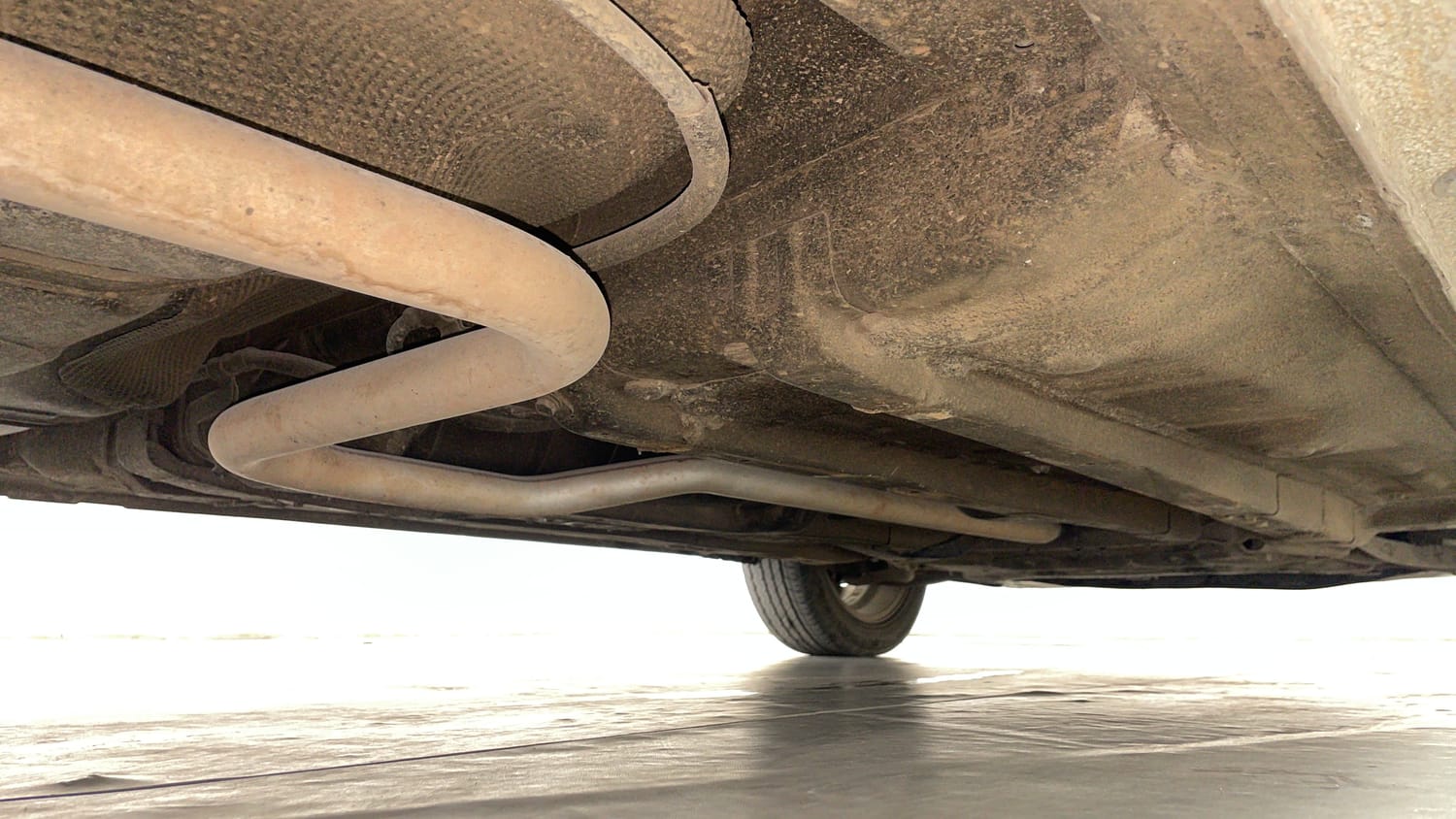 Used 2018 Hyundai Elite i20 Asta 1.2 (O) Petrol Manual extra REAR RIGHT UNDERBODY VIEW