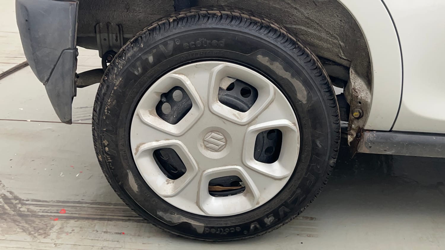Used 2023 Maruti Suzuki S-Presso VXi Petrol Manual tyres RIGHT REAR TYRE RIM VIEW