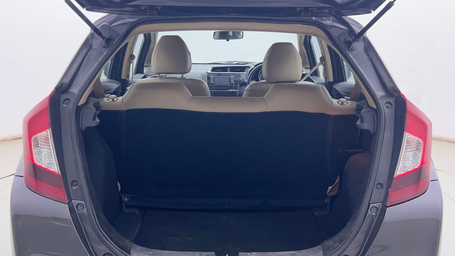 Used 2018 Honda Jazz V Petrol Petrol Manual interior DICKY INSIDE VIEW