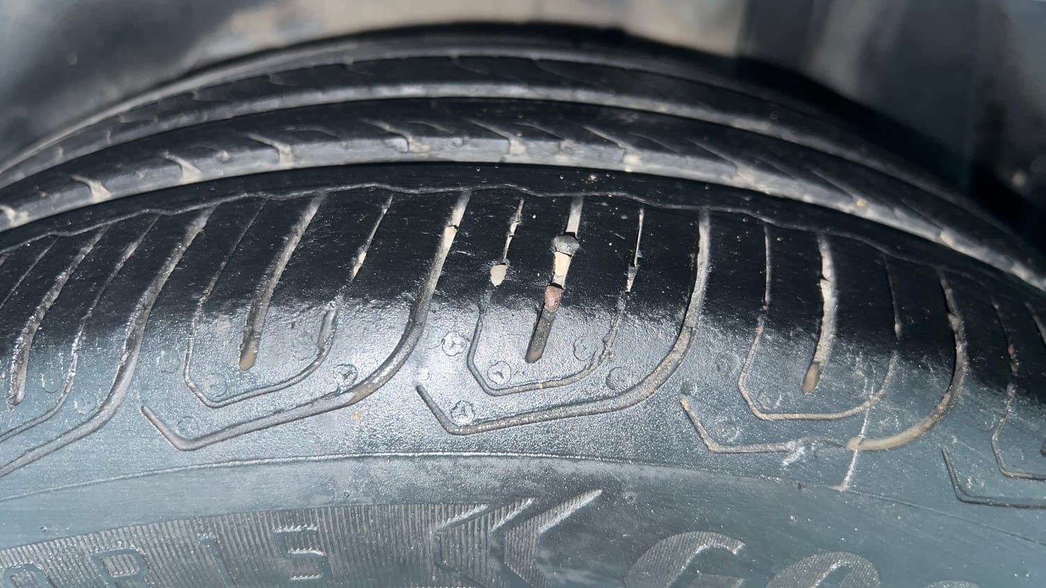 Used 2020 Ford Freestyle Titanium Plus 1.2 Ti-VCT Petrol Manual tyres LEFT REAR TYRE TREAD VIEW