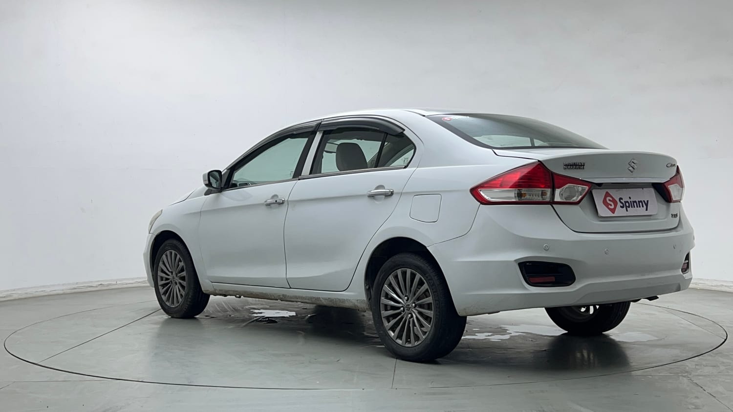Used 2016 Maruti Suzuki Ciaz ZXI+ AT Petrol Automatic exterior LEFT REAR CORNER VIEW
