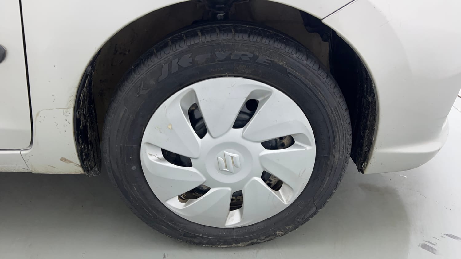 Used 2019 Maruti Suzuki Celerio VXi (O) CNG Cng Manual tyres RIGHT FRONT TYRE RIM VIEW