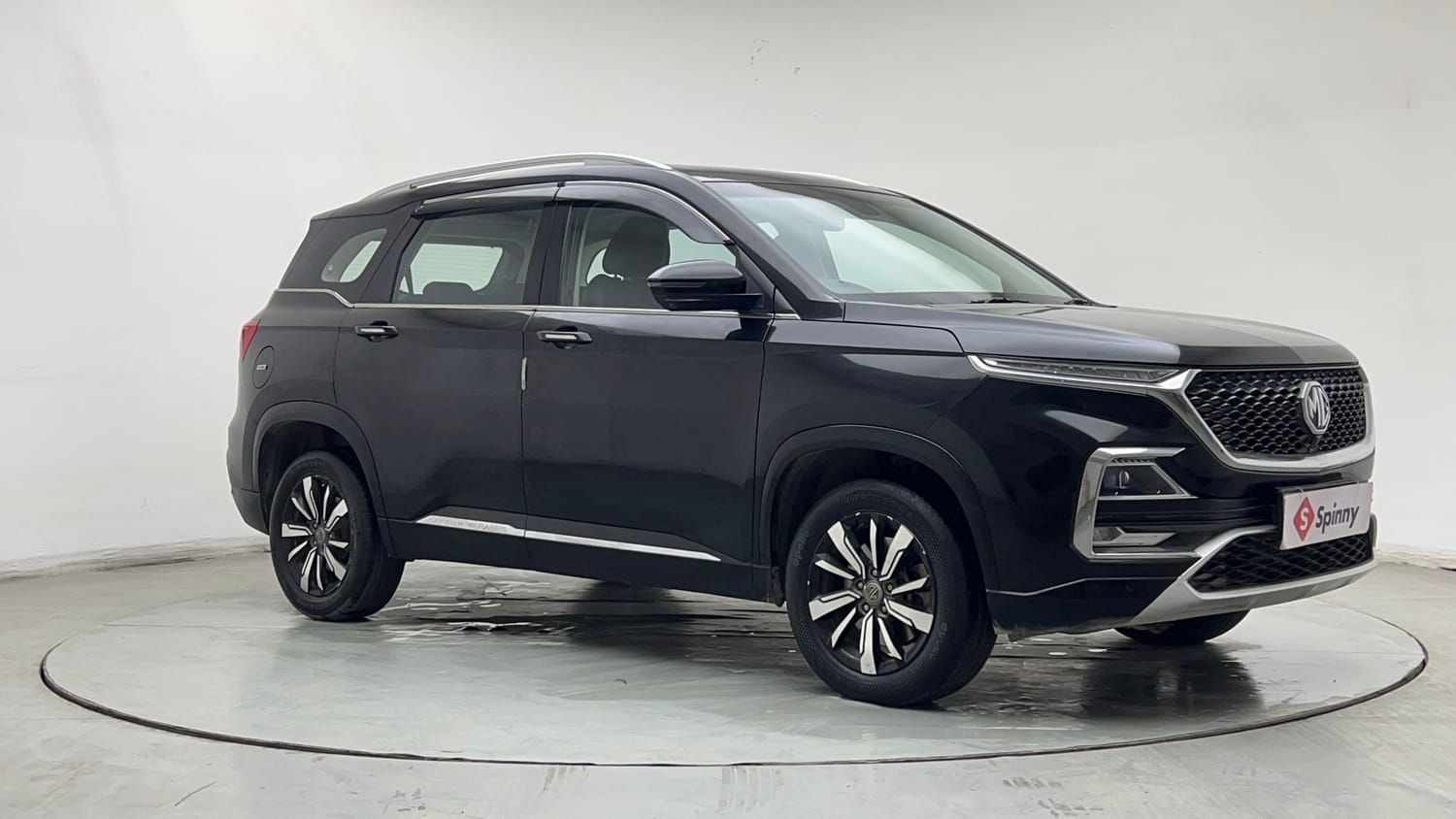 Used 2019 MG Motors Hector Sharp Hybrid 1.5 Petrol Hybrid Manual exterior RIGHT FRONT CORNER VIEW