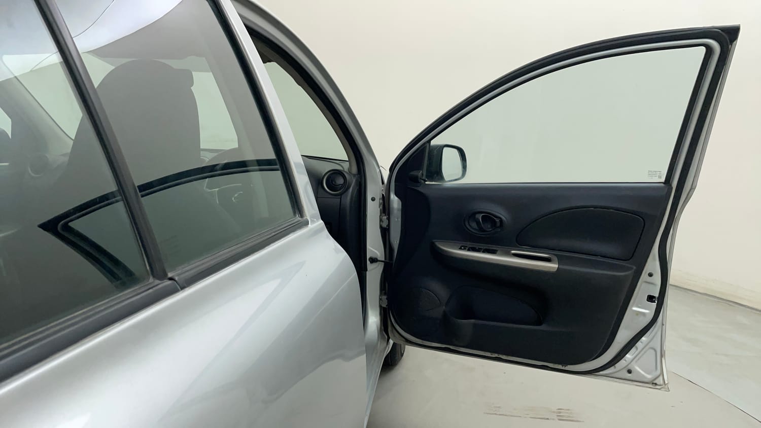 Used 2019 Nissan Micra Active XL (O) Petrol Manual interior RIGHT FRONT DOOR OPEN VIEW