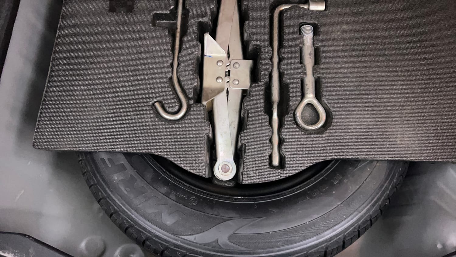 Used 2018 Honda Jazz V Petrol Petrol Manual tyres SPARE TYRE VIEW